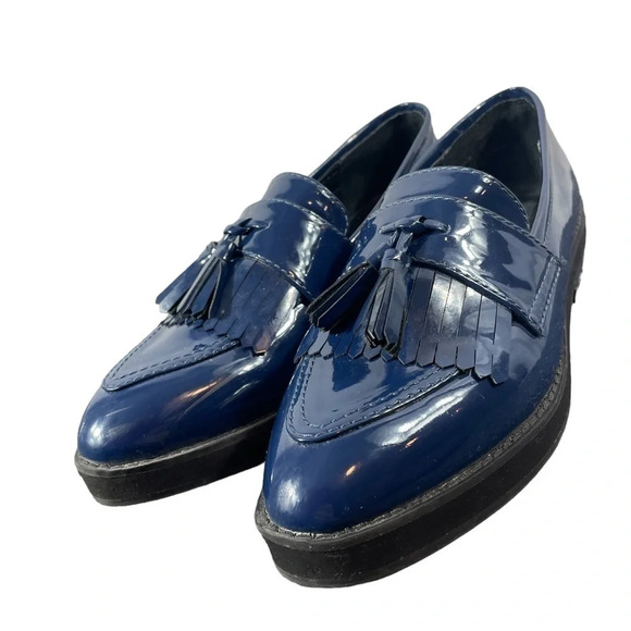 Lord & Taylor Design Lab Patent Navy Blue Loafers With Tassels Size  7B - Picture 1 of 9